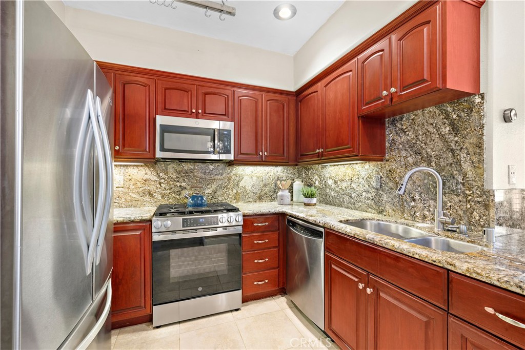 Kitchen #1 - 27474 Lilac, Mission Viejo CA 92692 - photo 13