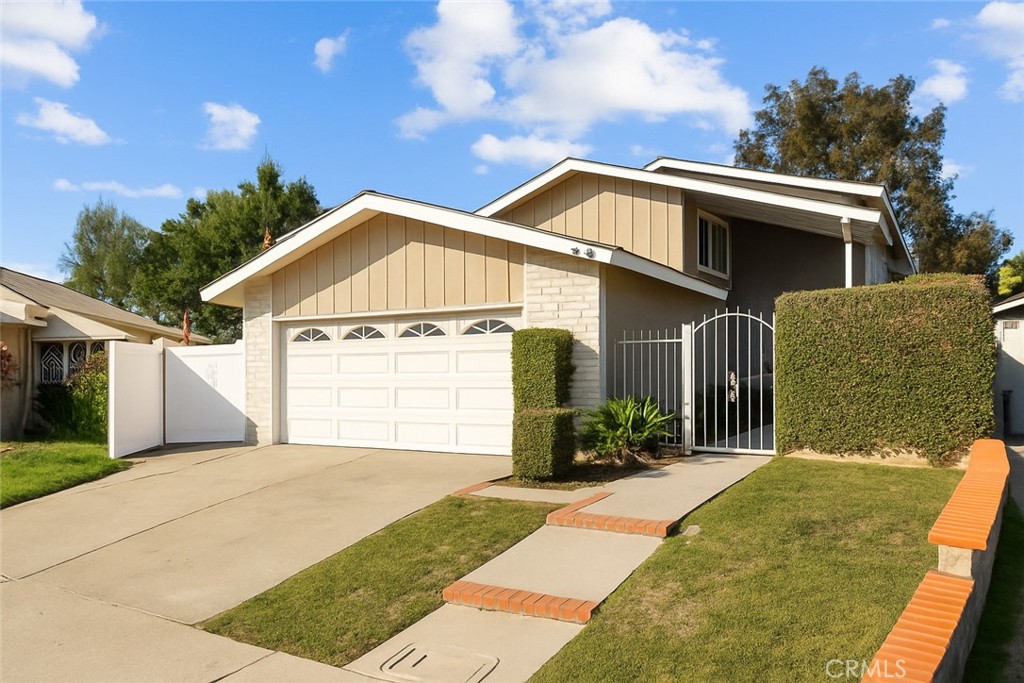 27492 Abanico, Mission Viejo CA 92691 - photo 1