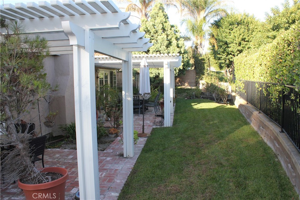 27576 Agrado, Mission Viejo CA 92692 - photo 15