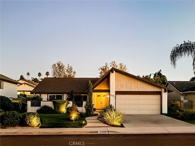 27682 Nopales, Mission Viejo