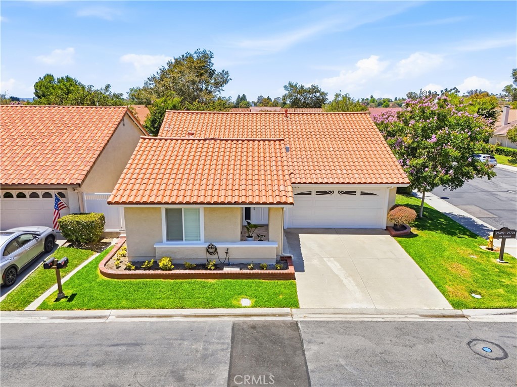27692 Via Rodrigo, Mission Viejo CA 92692 - photo 1