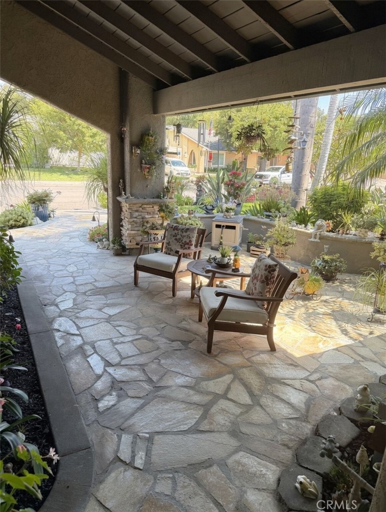 27711 Golondrina, Mission Viejo CA 92692 - photo 3