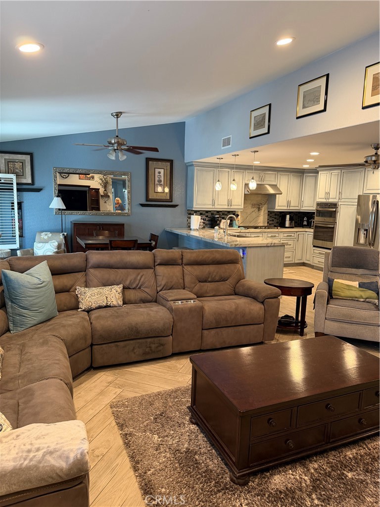 27711 Golondrina, Mission Viejo CA 92692 - photo 20