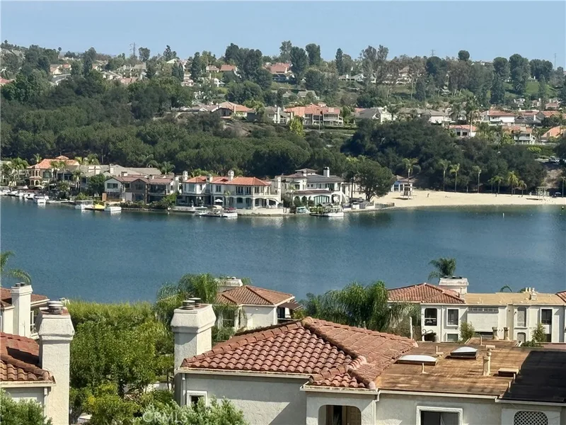 27786 Arta 11, Mission Viejo