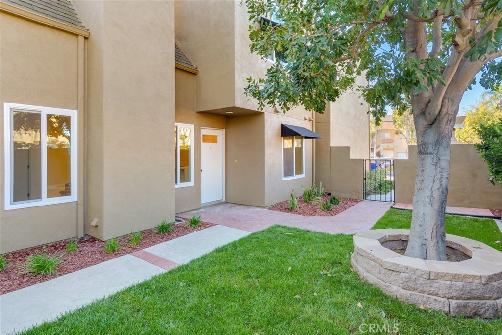 27811 Hazel, Mission Viejo CA 92691 - photo 1