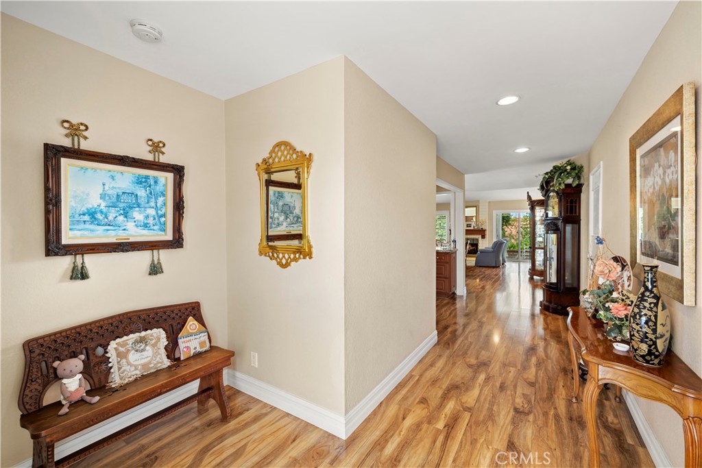 27826 TORROBA, Mission Viejo CA 92692 - photo 4