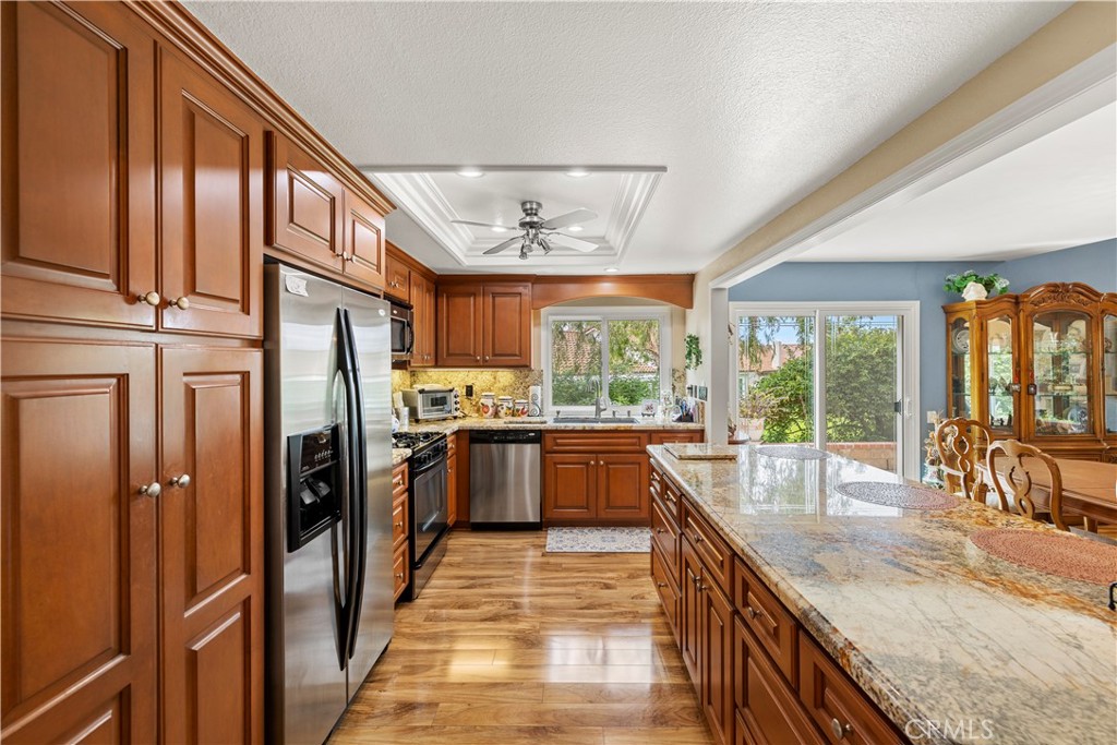 27826 TORROBA, Mission Viejo CA 92692 - photo 6