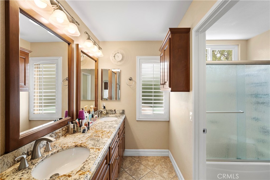 27826 TORROBA, Mission Viejo CA 92692 - photo 16