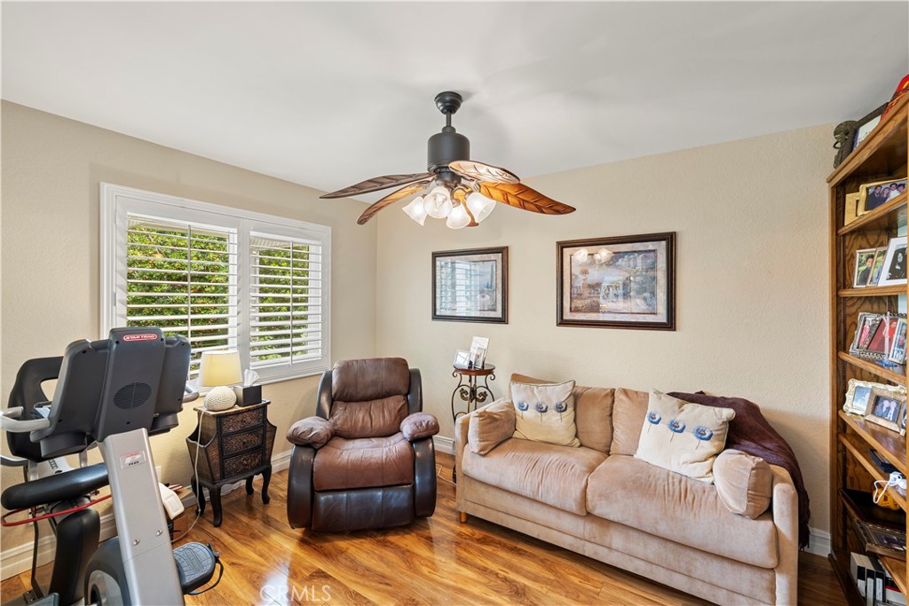 Den or third bedroom - 27826 TORROBA, Mission Viejo CA 92692 - photo 18