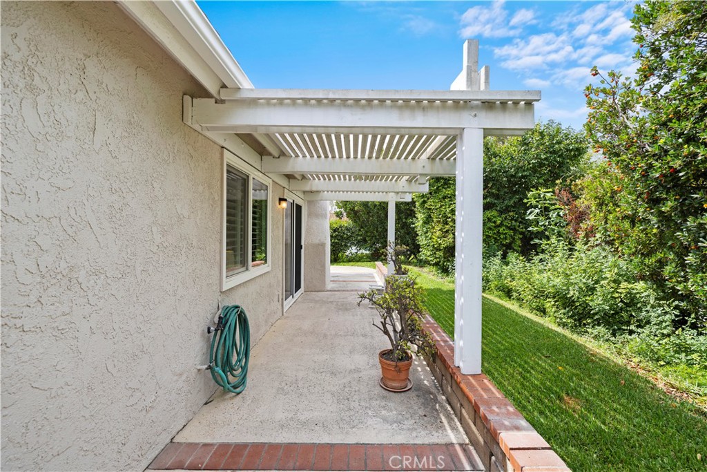 27826 TORROBA, Mission Viejo CA 92692 - photo 21