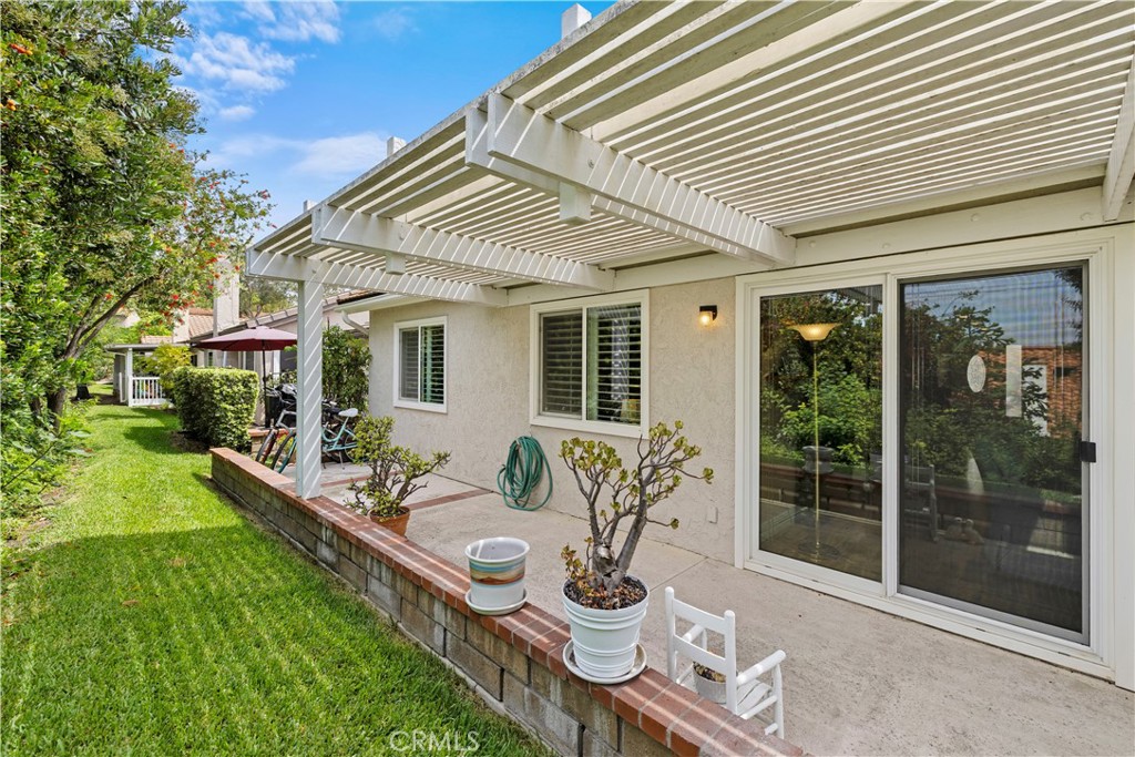 27826 TORROBA, Mission Viejo CA 92692 - photo 24