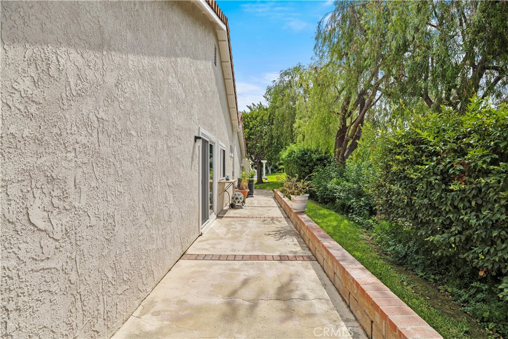27826 TORROBA, Mission Viejo CA 92692 - photo 26