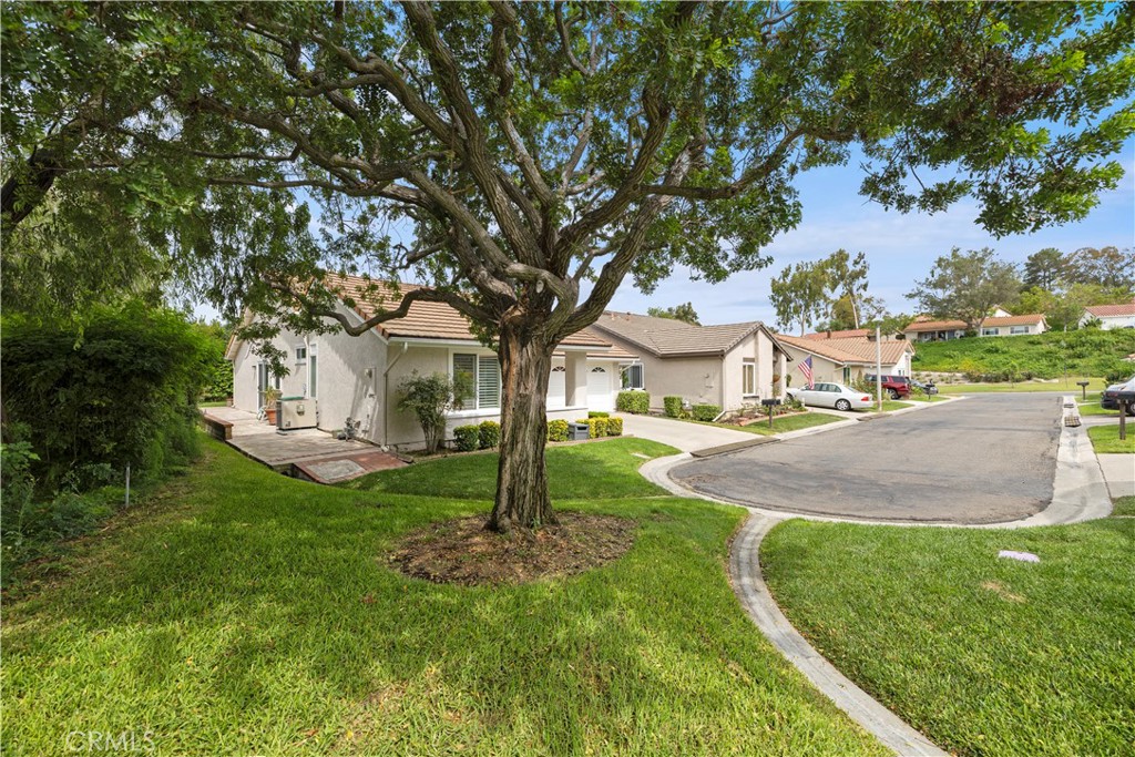 27826 TORROBA, Mission Viejo CA 92692 - photo 28