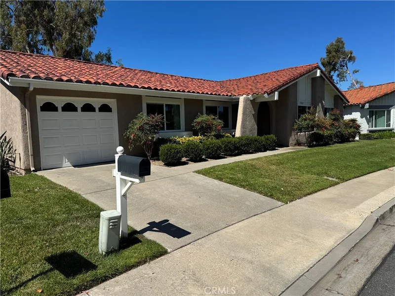 27832 Calle Marin, Mission Viejo, CA 92692