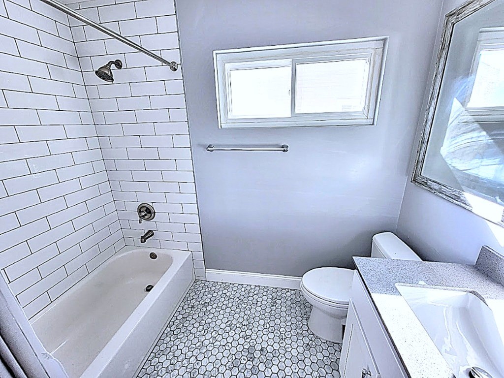 27835 BERWICK 38, Mission Viejo CA 92691 - photo 36