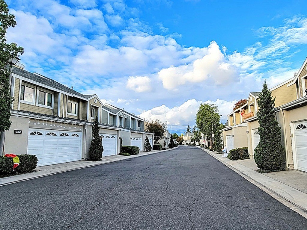 27835 BERWICK 38, Mission Viejo CA 92691 - photo 43