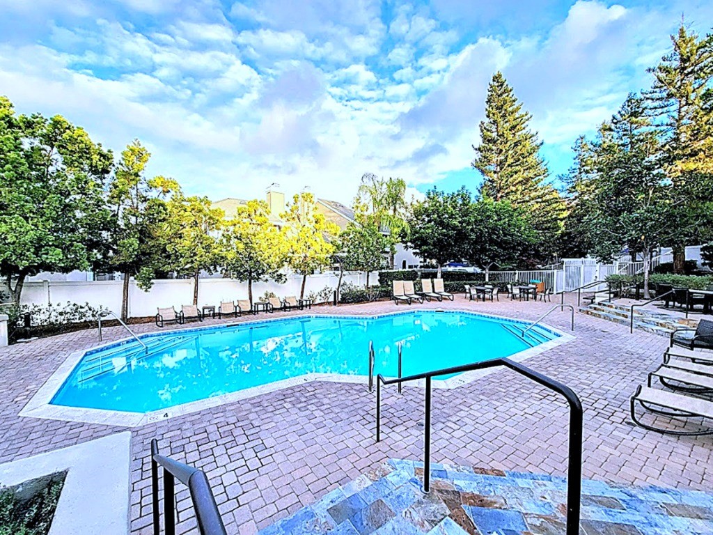 27835 BERWICK 38, Mission Viejo CA 92691 - photo 50