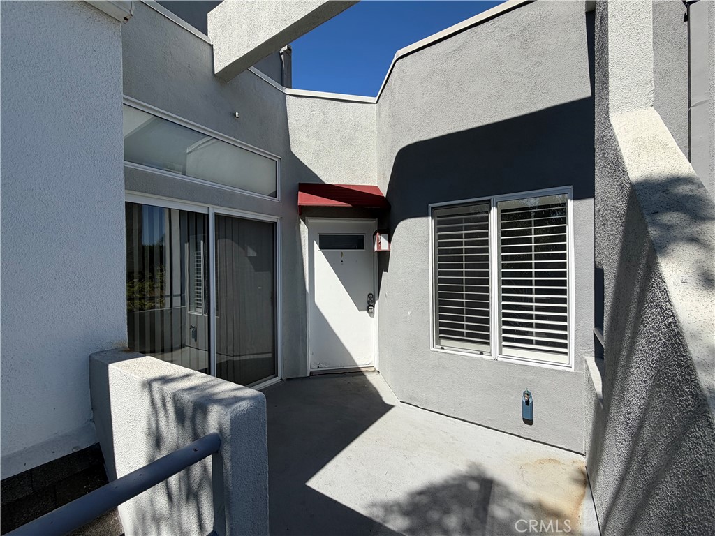 Balcony - 27853 Ruby, Mission Viejo CA 92691 - photo 2