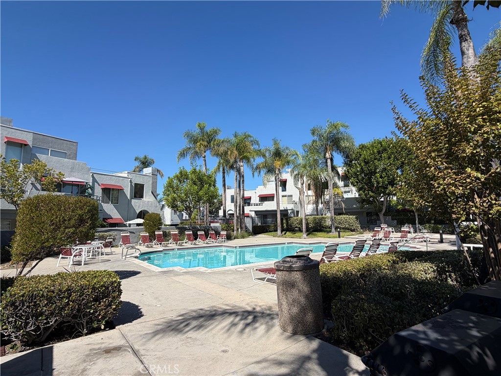 Community pool - 27853 Ruby, Mission Viejo CA 92691 - photo 16