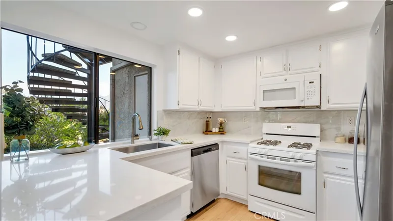 27861 Esporlas, Mission Viejo