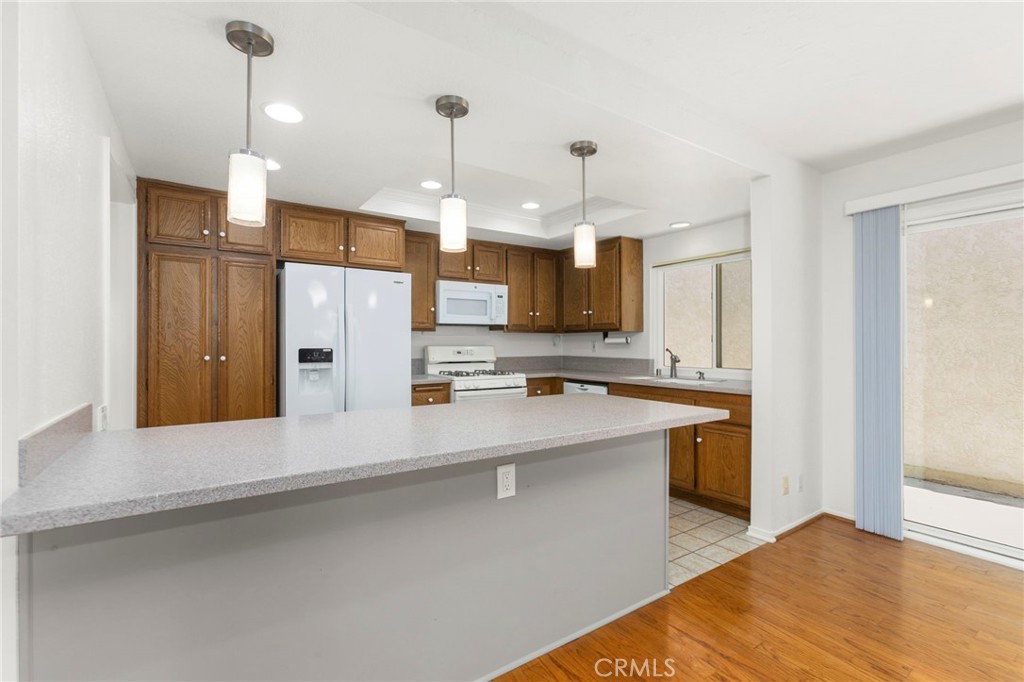 27863 Espinoza, Mission Viejo CA 92692 - photo 13