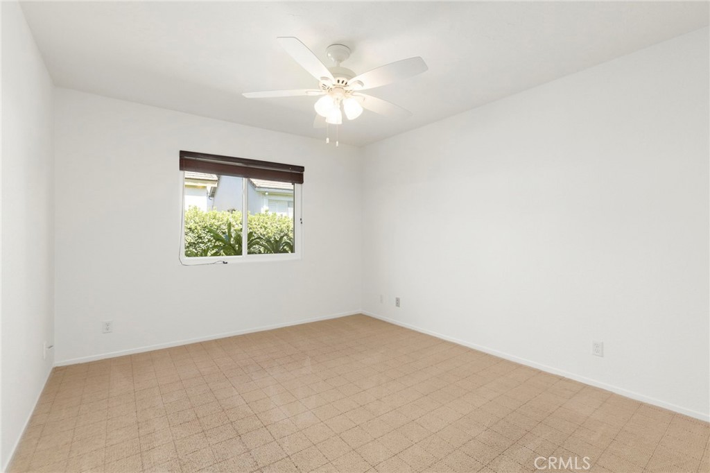 27863 Espinoza, Mission Viejo CA 92692 - photo 17