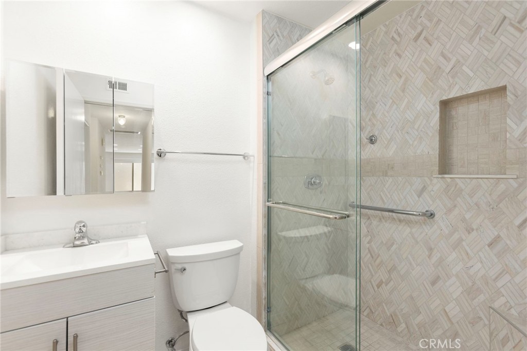 27863 Espinoza, Mission Viejo CA 92692 - photo 19
