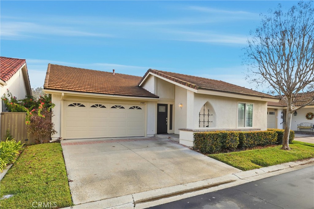 27880 Via Sarasate, Mission Viejo CA 92692 - photo 1
