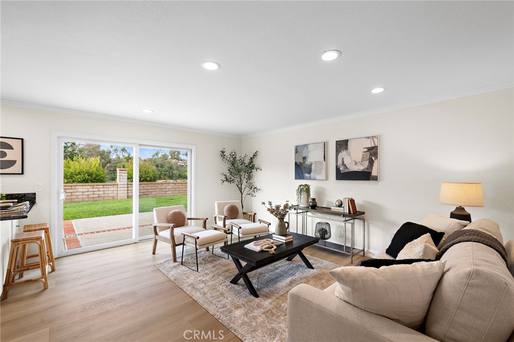 27891 Perales, Mission Viejo CA 92692 - photo 13
