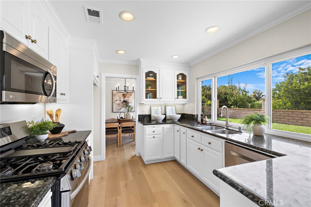 27891 Perales, Mission Viejo CA 92692 - photo 19