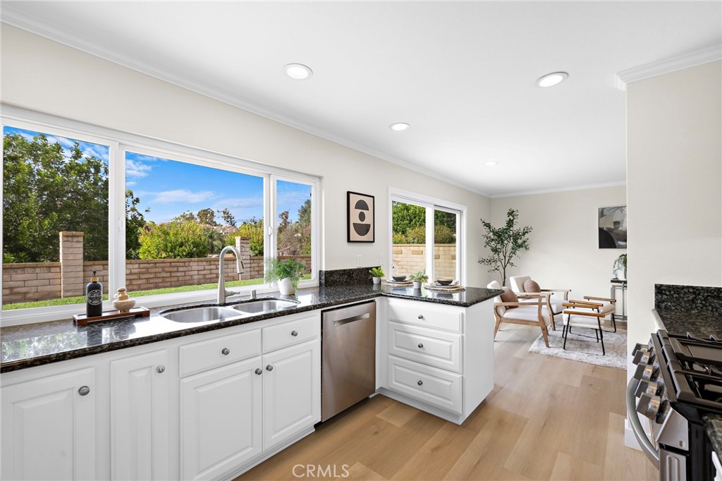 27891 Perales, Mission Viejo CA 92692 - photo 20