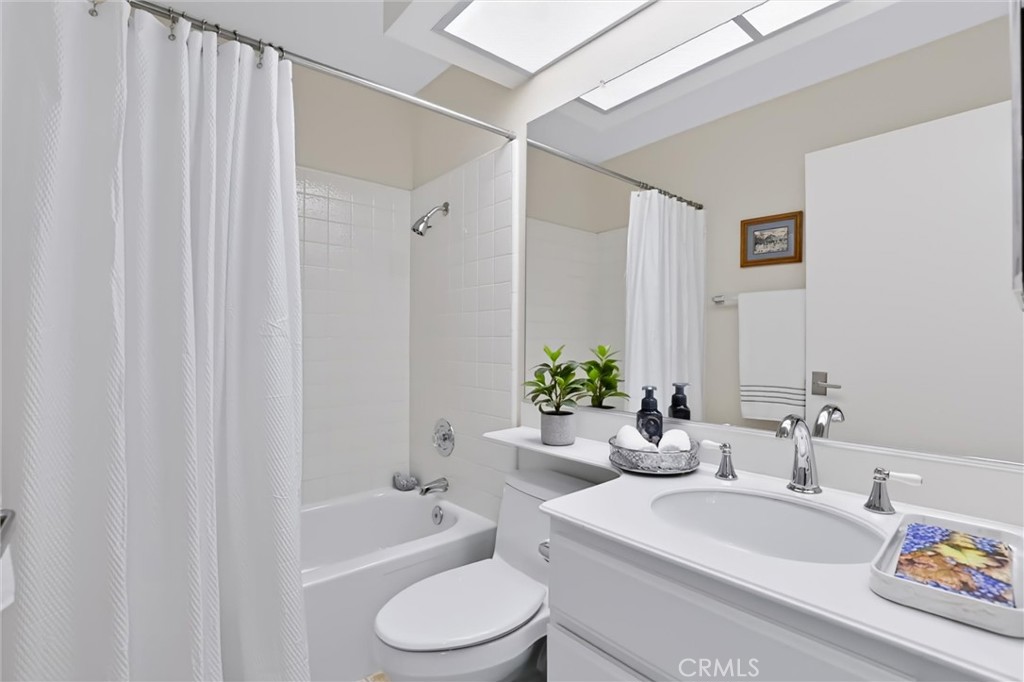 Downstairs bath - 27938 Carrington, Mission Viejo CA 92692 - photo 15
