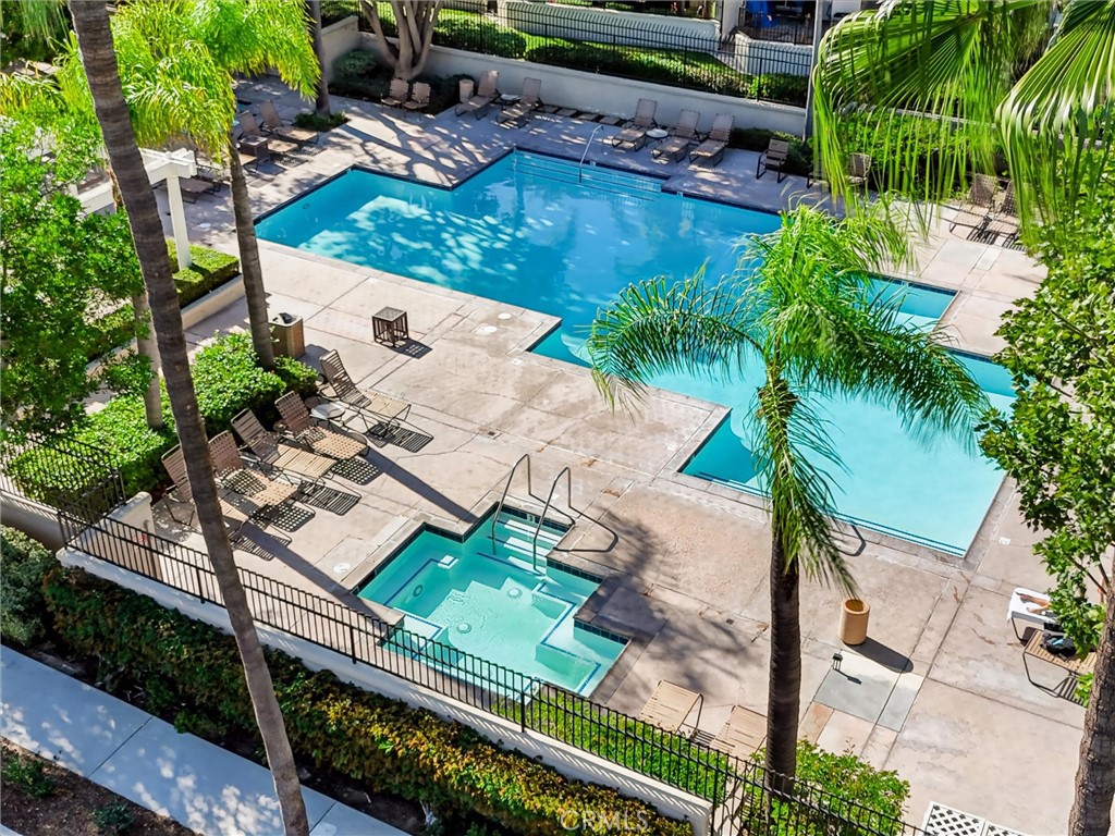 Inviting poolside oasis - 27938 Carrington, Mission Viejo CA 92692 - photo 28