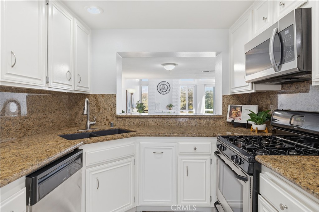27959 Mazagon 163, Mission Viejo CA 92692 - photo 2
