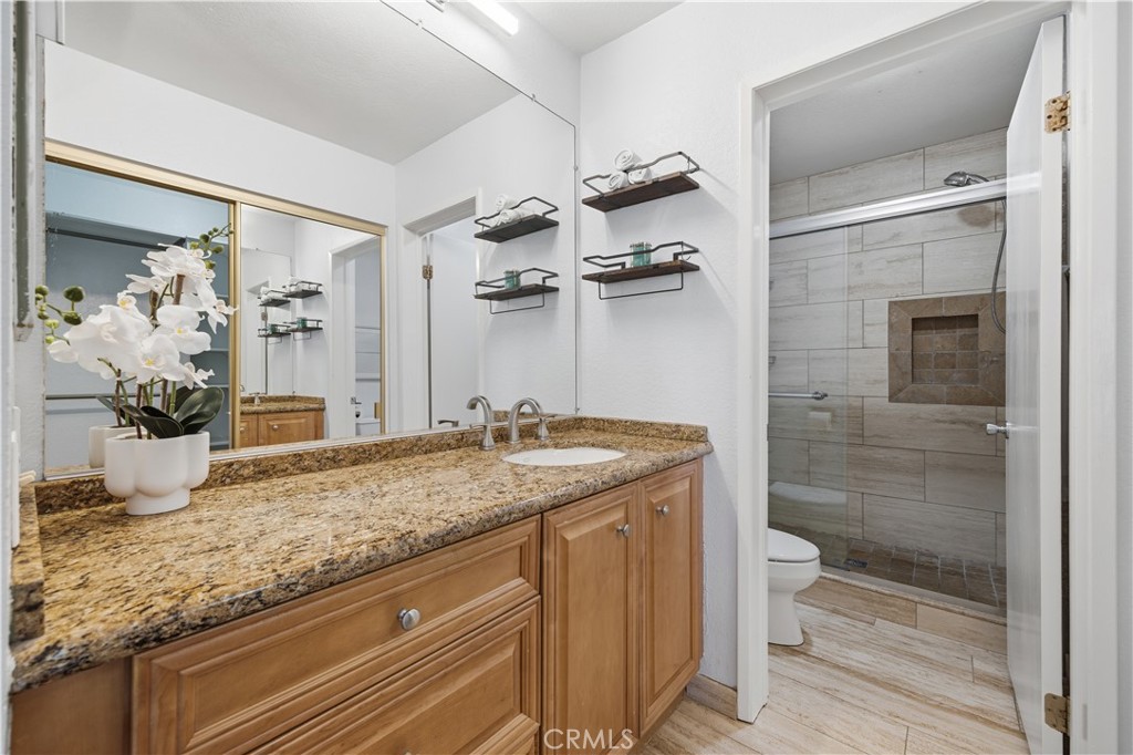 Primary Bathroom - 27959 Mazagon 163, Mission Viejo CA 92692 - photo 14