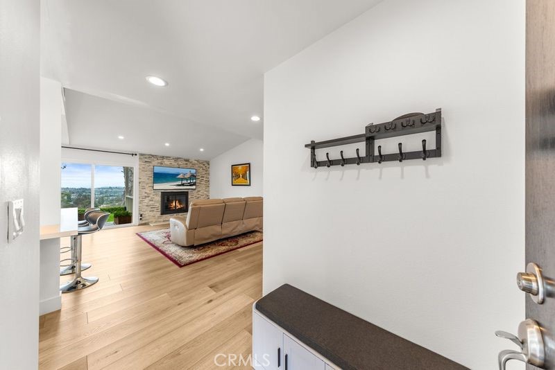 Entry - 28032 Calle Casal, Mission Viejo CA 92692 - photo 3
