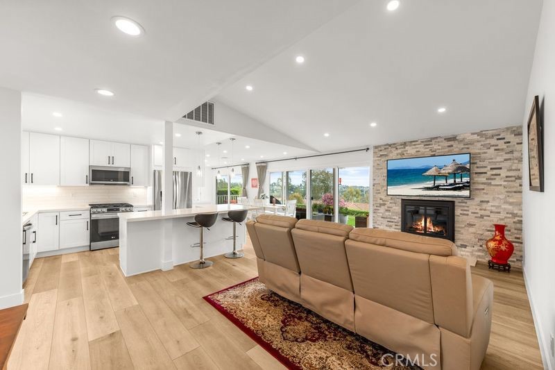Kitchen Livingroom - 28032 Calle Casal, Mission Viejo CA 92692 - photo 5