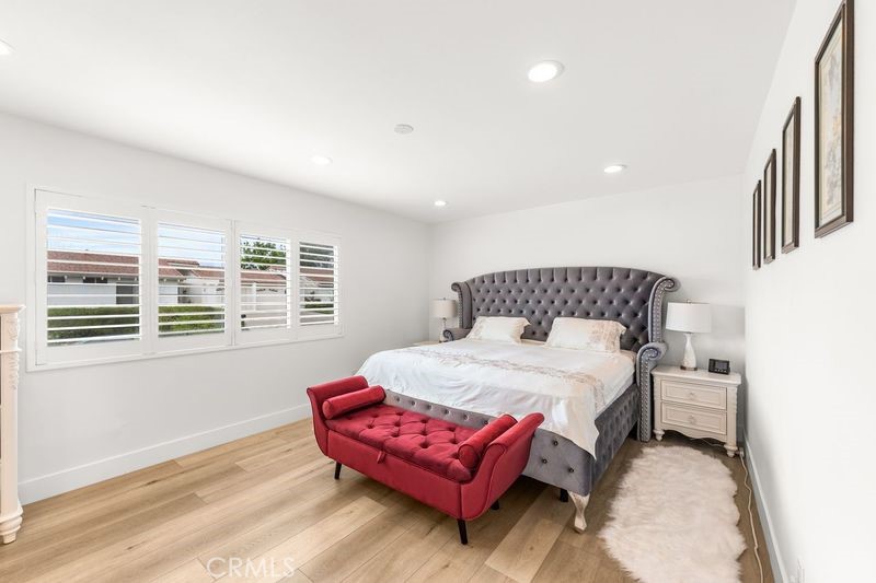 Master bedroom - 28032 Calle Casal, Mission Viejo CA 92692 - photo 8