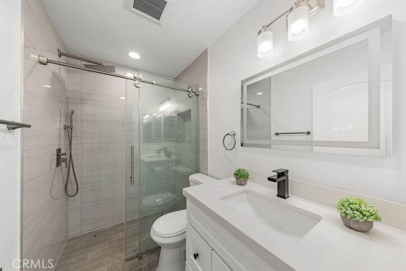 Bathroom#2 - 28032 Calle Casal, Mission Viejo CA 92692 - photo 17