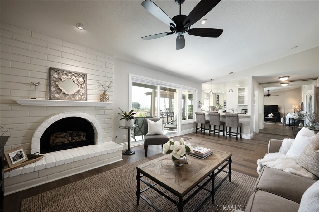 Stunning, upgraded two bedroom, single-story home in Casta del Sol with a view! - 28052 Via Congora, Mission Viejo CA 92692 - photo 1