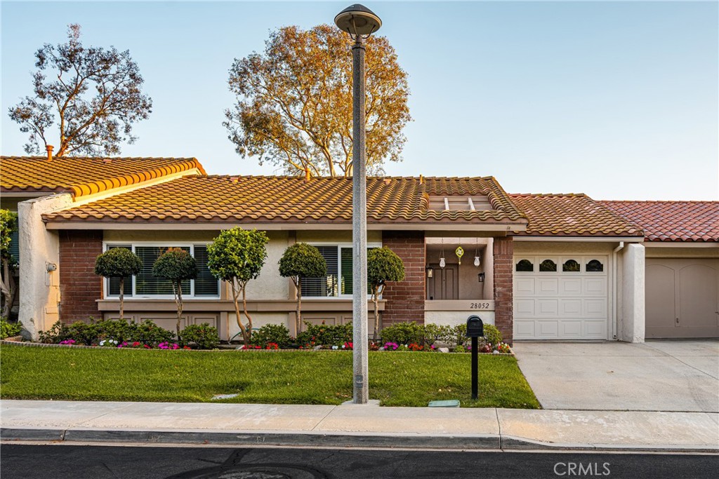 28052 Via Herrera, Mission Viejo CA 92692 - photo 1