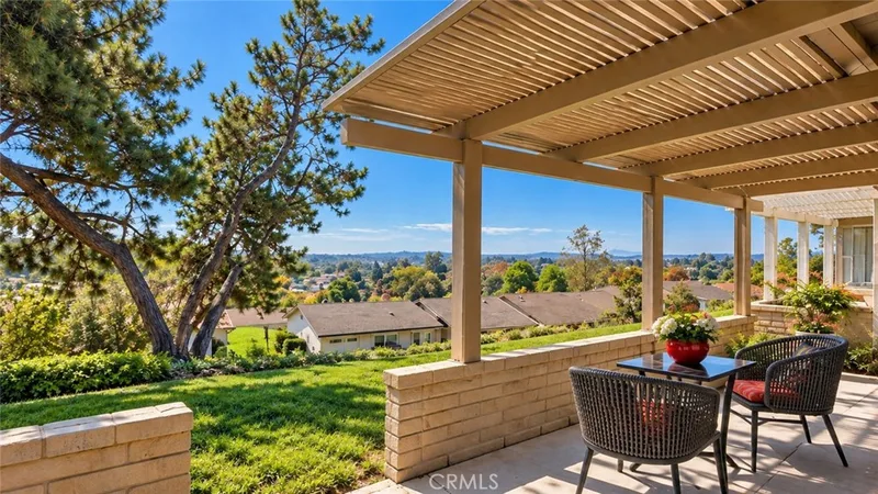 28052 Via Herrera, Mission Viejo, CA 92692