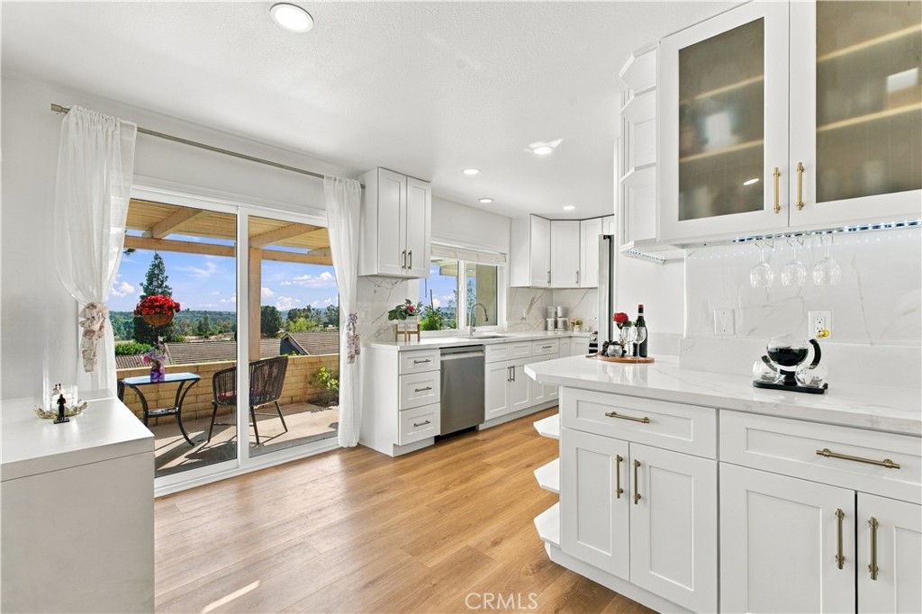 28052 Via Herrera, Mission Viejo CA 92692 - photo 7