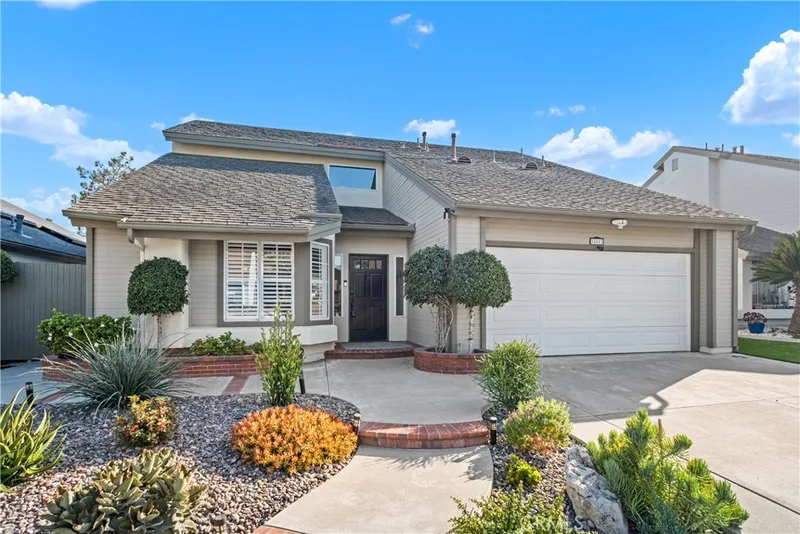 28052 Virginia, Mission Viejo, CA 92692