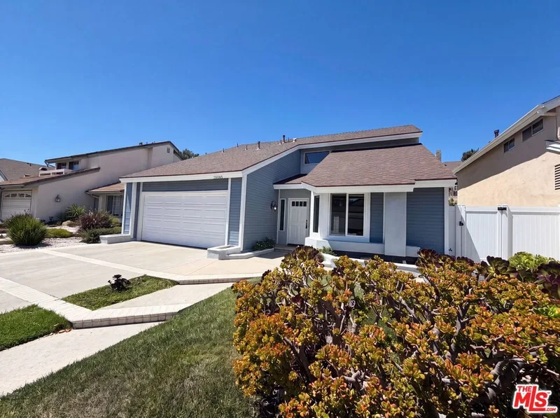 28061 Virginia, Mission Viejo