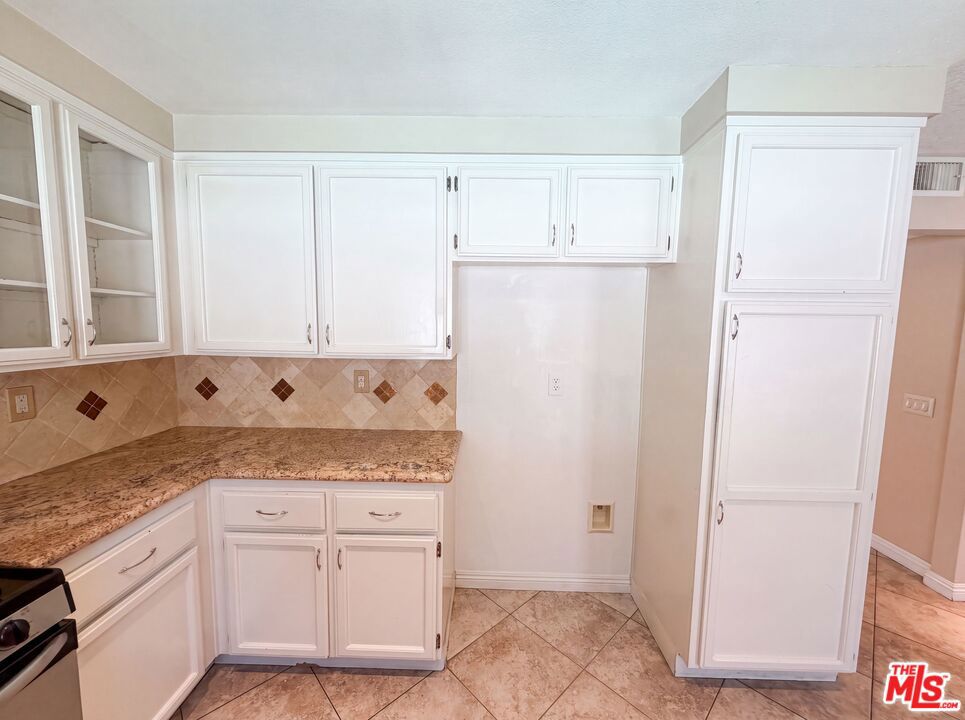 28061 Virginia, Mission Viejo CA 92692 - photo 10