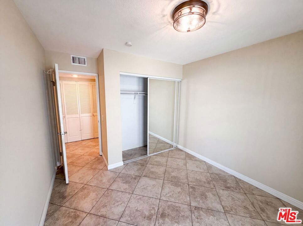 28061 Virginia, Mission Viejo CA 92692 - photo 13
