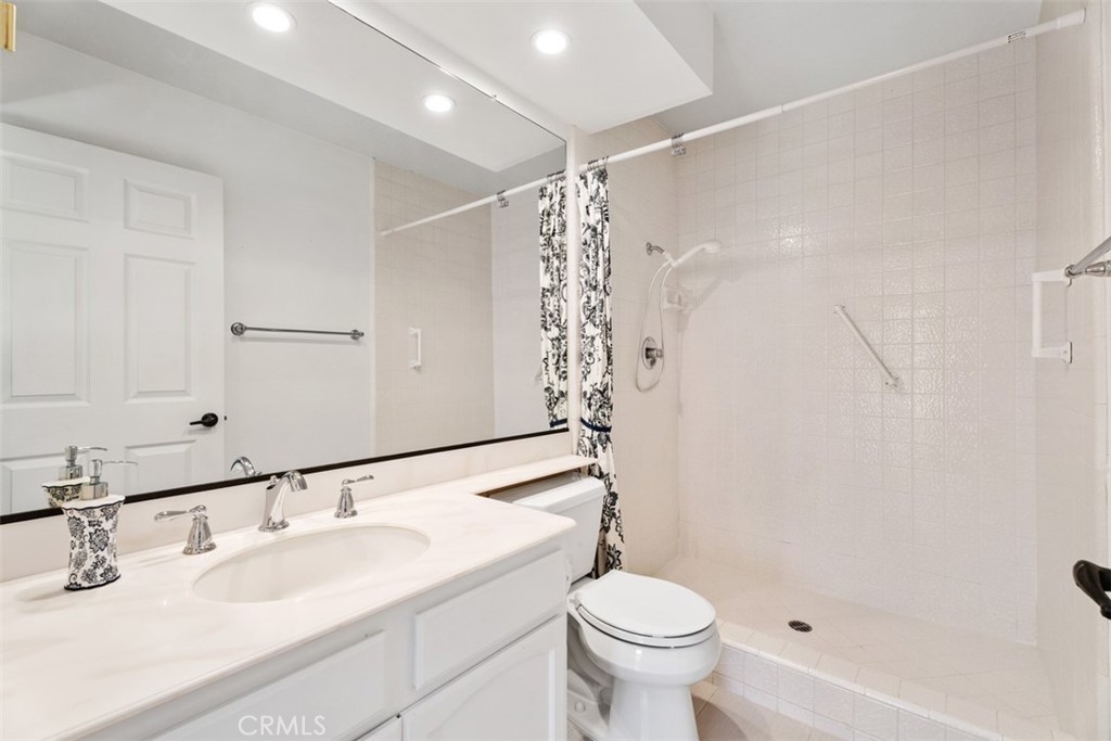 28131 Alava, Mission Viejo CA 92692 - photo 20