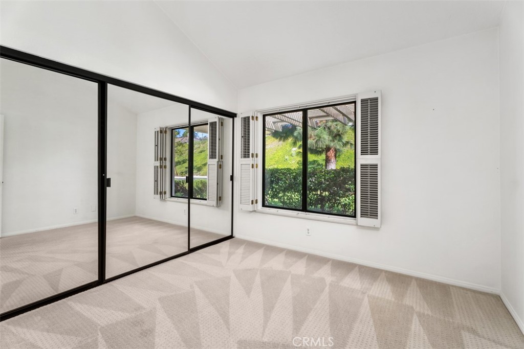 28131 Alava, Mission Viejo CA 92692 - photo 21