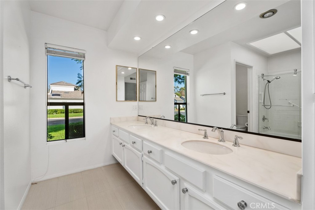 28131 Alava, Mission Viejo CA 92692 - photo 26